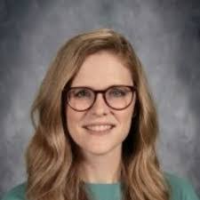 Meredith Beard's Instagram, Twitter & Facebook