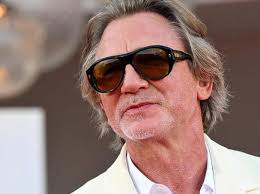 Keisli Alia: Ju rrëfej të vërtetat pas shkëlqimit të rrjeteve sociale/  Rrëfehet blogerja: Nga pagesat, te puna si juriste