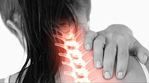 Coloana cervicala este un segment foarte sensibil al coloanei vertebrale datorita amplitudinii miscarilor in articulatiile sale, a biomecanicii de la acest nivel si al stresului mecanic rezultat din utilizarea continua. Spondiloza CervicalÄƒ Simptome Factori De Risc Tratament Tot Ce Trebuie SÄƒ Stii