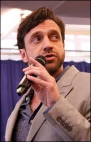 Come All Ye Faithful: Raúl Esparza Begins Preaching in Broadway's Leap of  Faith April 3