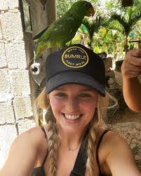 Claudia Hatch's Instagram, Twitter & Facebook