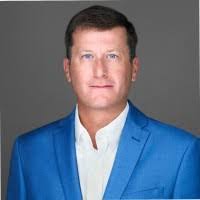 Derek Brookshire's Instagram, Twitter & Facebook