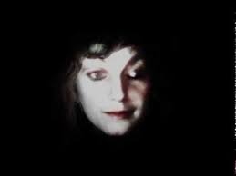 VICTORIA LUKAS _ PASCALE