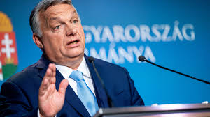 Ritkán látott tornádó söpört végig csehország délkeleti részén, amiről többek között az ap is beszámolt. O3yltja1g E04m