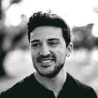 Leo Alva's Instagram, Twitter & Facebook