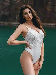 I personally would stay away from havana because of the extensive hustle that goes on there. Cuban Brides Meet Hot Cuban Mail Order Bride For Marriage