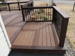 decking composite en 2020 terrasse multi niveaux design jardin construire un pont
