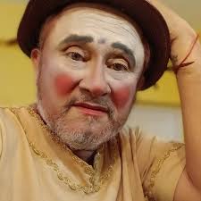 Envelhecimento com maquiagem.