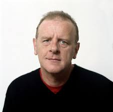 Image of TERRY BLACKHAM LEAVES OLDHAM MAGISTRATES COURT IN GREATER  MANCHESTER, 2001-08-07