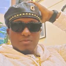 Good evening Piyali how are you today nice to see your pic I would like to  make friend with you I accept your request with all my heart honey bunch