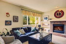 Black leather sofas give you the black colored leather sofas are easy to fit into every home decor regardless of its style and color scheme. 19 Black Leather Sofa Ideas For Your Living Room Home Decor Bliss
