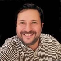 Chris Psomas's Instagram, Twitter & Facebook