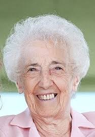 Felicia Menna's Instagram, Twitter & Facebook