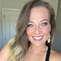 Lauren Madsen's Instagram, Twitter & Facebook