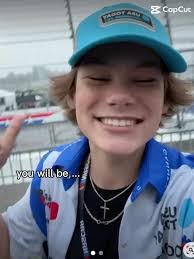 Harley Maddox's Instagram, Twitter & Facebook