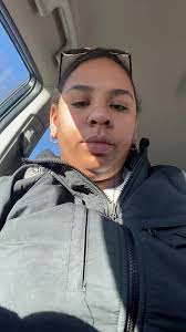 Demi Ramirez (@demilareina)