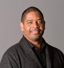 Eric Esteves's Instagram, Twitter & Facebook