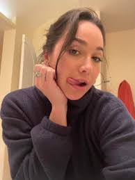 Olivia Daniel, 18, United States