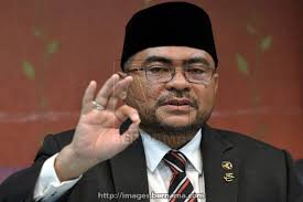 İsim yusof bir soyadıve kişi tarafından yönlendirilmelidir. Bernama Mujahid Hadi Condemn Attacks In Sri Lanka