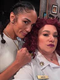 Que mucho nos reímos hoy @raymondysusamigos @telemundopr ! 📺 Tuvimos unos  invitados de LUJO, que se lucieron en sus comedias @arcangel @austincito._  @serranosisters 🇵🇷 . . . #norwillfragoso #rysa #tv #actress #actriz  #comedian #comediante