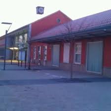 Besuchen sie uns vor ort, rufen sie uns kostenfrei an oder erledigen sie ihr anliegen hier direkt online: Photos At Bahnhof Schwenningen Neckar Train Station In Villingen Schwenningen
