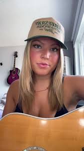 co-wrote this one in nash, how do we like it?!🚀 #songwriter #artist  #original #countrymusic #nashville #canadian #unreleased #newmusic #reel  #reels #acoustic #singersongwriter #snippet