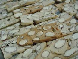 Resepi biskut perkhidmatan jom adalah mudah untuk hidangan petang atau sebagai makanan ringan semasa menonton dan sebagainya. Resepi Biskut Badam