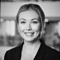 Caroline Rohner's Instagram, Twitter & Facebook