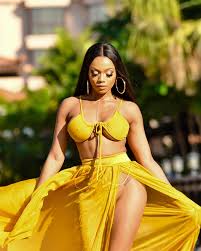 She is 32 years old as of 2019. Bonang Matheba Biography The House Of Bng New Show Children Forbes Africa Age Early Life Career Book Aka Style Dresses House Car Net Worth Celebs Now