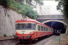 Autorail De Type Caravelle Affrete Par Le Copef A La Hauteur De La Gare De Montrouge Ceinture Porte D Orleans En Octobr Porte De Vanves Parc Montsouris Gare