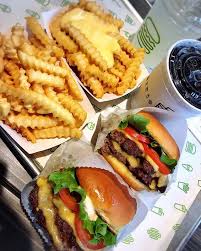 シェイクシャックのカロリー一覧表 低い順 ダイエット向けの食べ方も紹介 ちそう ダイエット レシピ シェイクシャック 食べ物のアイデア