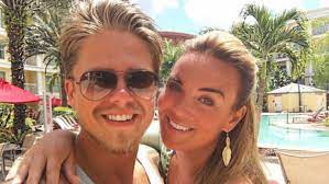 Zo'n leuke en makkelijke workout gedaan vanmiddag met deze. Monique Westenberg 43 Zwanger Van Andre Hazes 26 Dagelijks Nederland