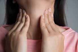 Mouth sores and other symptoms may be caused by many other less serious hpv+ cancers occur in people who may or may not have a history of excessive tobacco or alcohol use. Throat Cancer Early Signs You Must Know Creative Blogging World