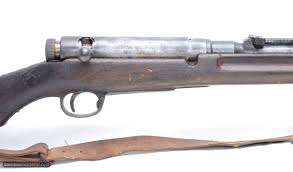 The type 38 has 2 locking lugs at the very front of the bolt, that cam into the lug recesses at the back of the chamber. Arisaka Type 38 With Mum Dust Cover Sling