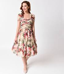 This Gorgeous Light Peach Pink Chiffon Dress Is Perfect For A Garden Party Bridesmaid Dr Chiffon Cocktail Dress White Vintage Dress Vintage Bridesmaid Dresses