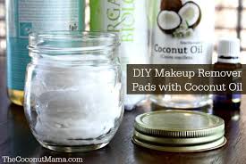 These Diy Natural Makeup Tutorials Will Have Your Skin Glowing The Best Part Is That You Ca Diy Makeup Remover Pads Homemade Makeup Remover Diy Makeup Remover