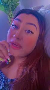 Gloria Landeros's Instagram, Twitter & Facebook