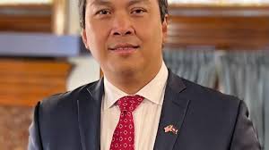 Lowell mayor courts register of deeds seat, controversy