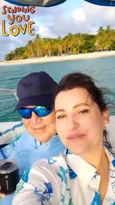 Navegando frente a Cayo Levantado. Samaná . El Mónaco del Caribe .