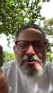 Walter Arruda's Instagram, Twitter & Facebook