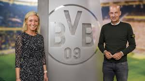 Während beim bvb die offensive um erling haaland. Bvb Startet Mit Frauenfussball Ganz Unten