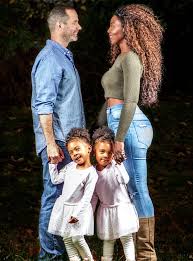 Black And White Identical Twins I Got A Chance To Chat A Bit With Ami Dunn Mcclure 35 Nigerian Mother Of The Adorable Mcclure Twins Ale Interracial Family Mcclure Twins Interracial Couples