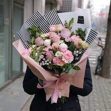 They are bright, desired, pleasantly smell. A Walk To Remember Flower Bouquet Flower Chocolate Snacks And Gift Delivery In Seoul And South Korea Korea S Most Trusted Online Flower And Gift Store With English Service And 350 Reviews