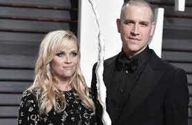 Laura jeanne reese witherspoon was born on march 22, 1976, at southern baptist hospital, in new orleans, louisiana, while her father, john draper witherspoon, was a student at tulane university medical school. Reese Witherspoon Traurige Nachricht
