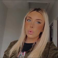 Over a dozen outside toilets just be delivered to the travellers site