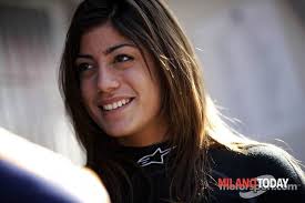 Vittoria "Vicky" Piria sexy in pista (dal web)