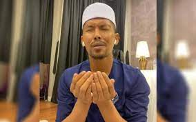 Blog gosip artis malaysia yang terbaru, sensasi dan panas. 3eo0jgxhvojzrm
