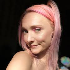 Ok so how difficult are these little jerks? 😆🌿 Dieffenbachia