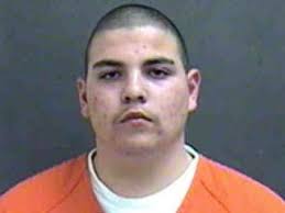 Cop shoots at suspect during foot chase