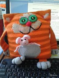 ryzhij kot interernaya igrushka podushka ruchnaya rabota svyazana kryuchkom iz detskogo akrila v karma podushki s zhivotnymi shvejnye podushki detskoe vyazanie kryuchkom